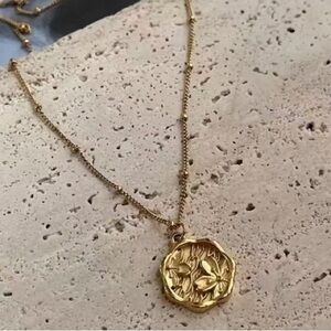 Vintage Gold Floral Coin Pendant Necklace